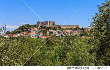 distant view on Chlemoutsi fortress and village 26105434