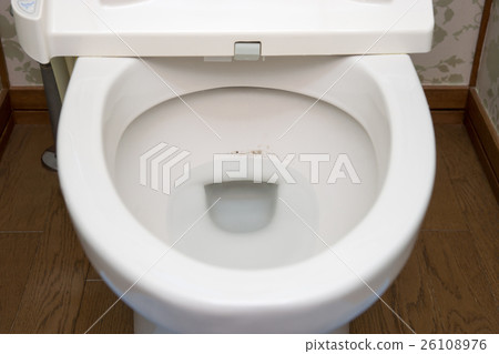 Dirty toilet 26108976