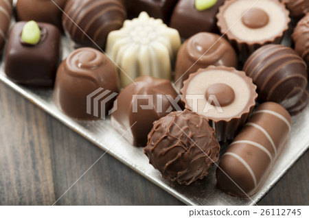 chocolates chocolates 26112745