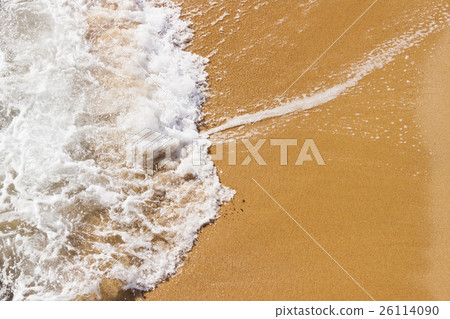 Wave in the sand of the beach background 26114090