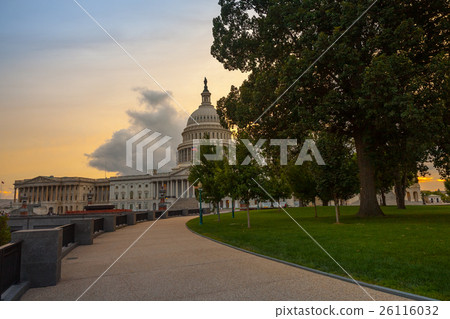 The US Capitol in Washington DC Landscape 26116032