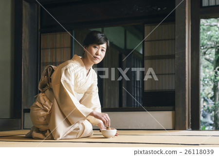 Kimono women 26118039