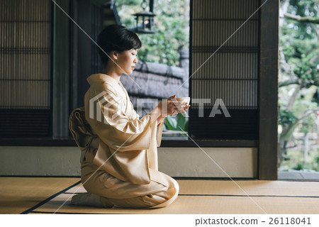 Kimono women Kimono women 26118041