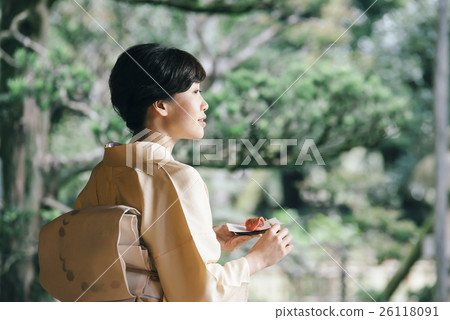 Kimono women Kimono women 26118091