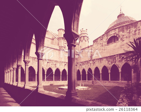 yard of Cathedral de Tortosa yard of Cathedral de Tortosa 26118364