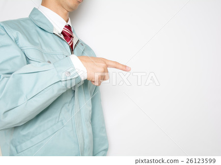 指向工作服的一個人 指向工作服的一個人 26123599