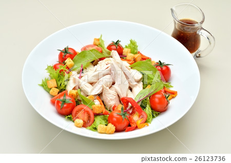 健康，煮雞剪刀（Sasami / Sasami）沙拉的肉。 26123736