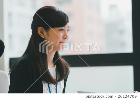 business woman, female business person, female 26124709