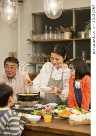 Nabe烹飪晚餐形象 Nabe烹飪晚餐形象 26128564