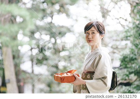 和服女性 和服女性 26132170