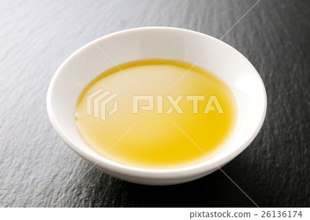 Olive oil Olive oil 26136174