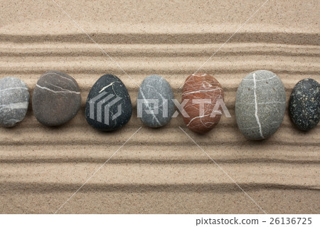 Track of the stones 26136725