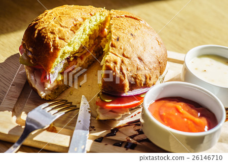 Delicious burger Delicious burger 26146710