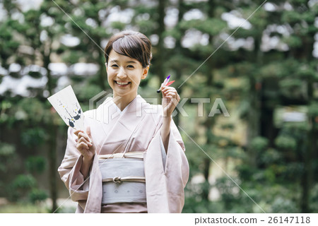 Kimono women Kimono women 26147118