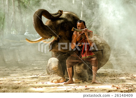 Mahout man 26148409