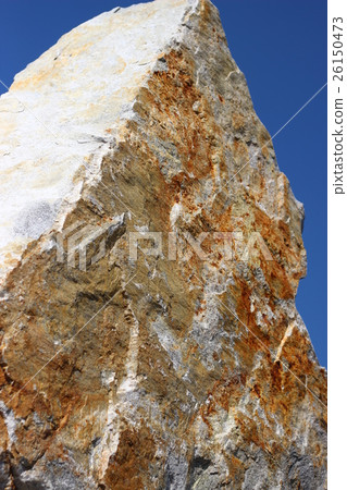 粗礪的岩石皮膚藍天 26150473