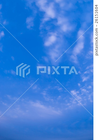 Monday afternoon sky and clouds (retouching exaggerated vertical) 26151684