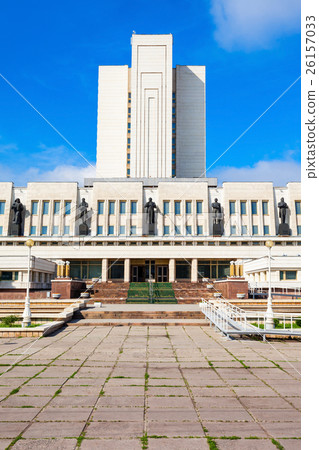 Omsk Regional State Library Omsk Regional State Library 26157033