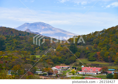 長野縣，秋天的Kamitsu牧場和淺間山 26158427