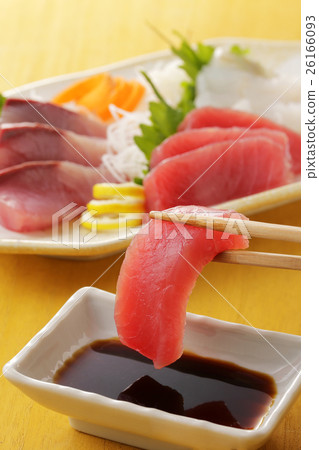 Bigeye brown sashimi Bigeye brown sashimi 26166093