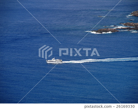 Liaison ship connecting Niijima and Shimanejima 26169330