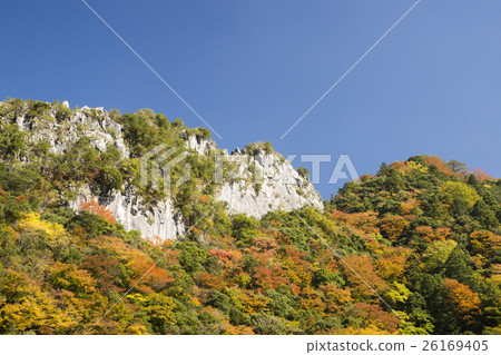 Mountain color Mountain color 26169405