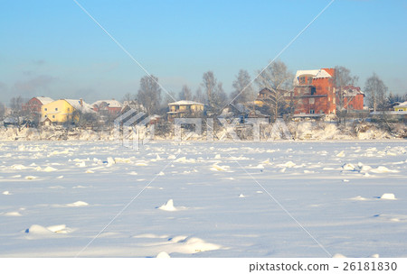 Coast of the river Neva 26181830