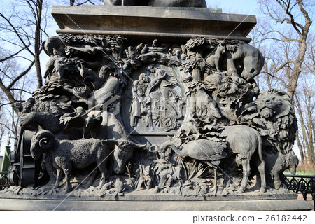 Monument to Ivan Krylov in the Summer Garden. Monument to Ivan Krylov in the Summer Garden. 26182442