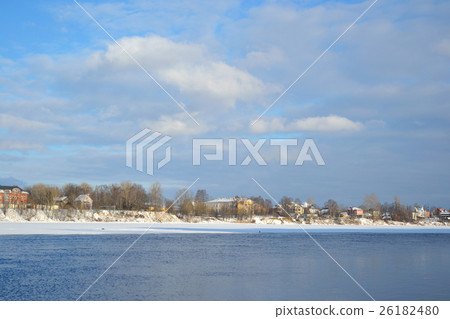 Coast of the river Neva. 26182480