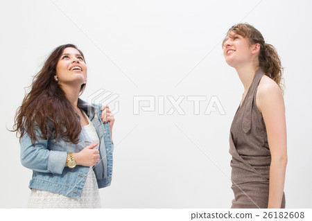 外國婦女抬頭 26182608