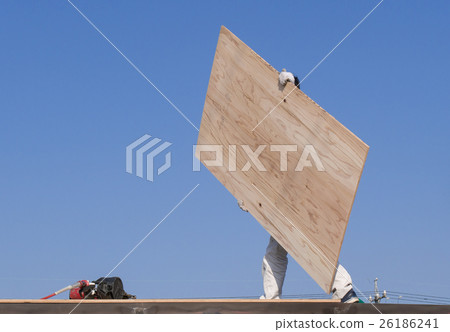屋頂工作屋頂工匠走與控制 屋頂工作屋頂工匠走與控制 26186241