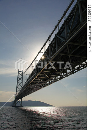 明石海峽大橋和太陽 明石海峽大橋和太陽 26189613