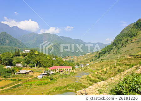 Mountain view of cat cat village in Sapa, Vietnam 26191220