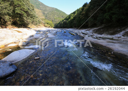 高知縣Dei Pothole 高知縣Dei Pothole 26192044