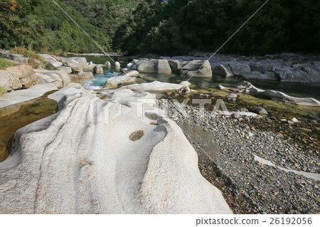 高知縣Dei Pothole 高知縣Dei Pothole 26192056