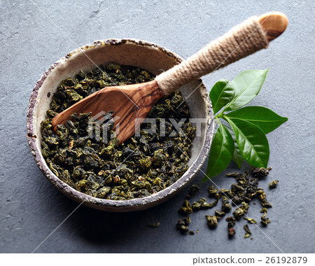 Dry green tea 26192879