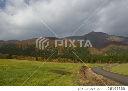 Onikobe's autumn leaves · Naruko Onsen Onikobe (Miyagi Prefecture) Onikobe's autumn leaves · Naruko Onsen Onikobe (Miyagi Prefecture) 26193860