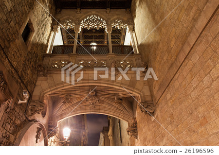 Bridge on Carrer del Bisbe in Barcelona Bridge on Carrer del Bisbe in Barcelona 26196596