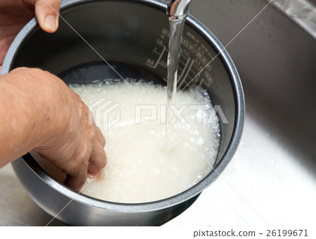 大米磨刀 26199671