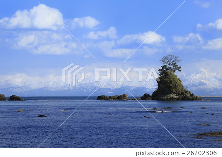 富山縣Ameyama海岸和立山山脈 26202306