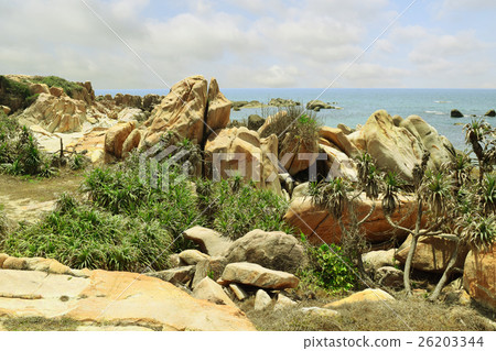 tropical beach with rocks in ke ga sea tropical beach with rocks in ke ga sea 26203344