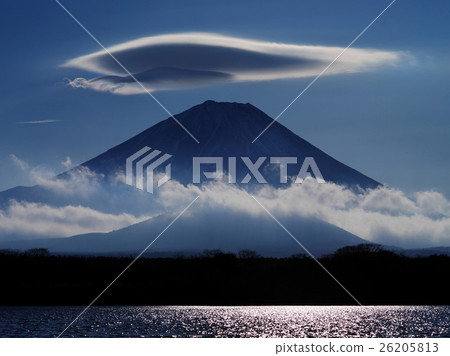 松蔭湖的富士 26205813