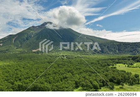 Volcano Priemysh. South Kamchatka Nature Park. 26206094
