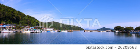 The largest remote islet of Lake Biwa "Okijima" / whole view of the port landscape The largest remote islet of Lake Biwa "Okijima" / whole view of the port landscape 26209568