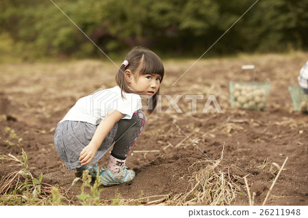 兒童生活的孩子 26211948