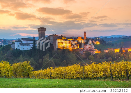 Levizzano, Modena, Emilia Romagna, Italy 26212512