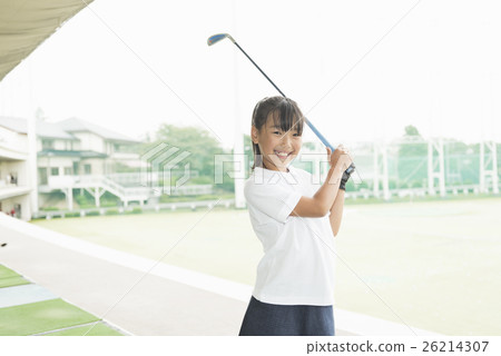 Large number of people sports 26214307