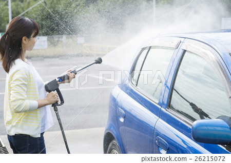 Woman to wash Woman to wash 26215072