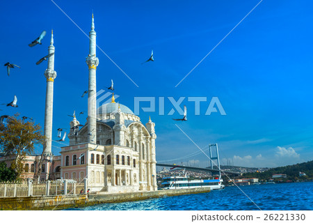 Ortakoy mosque, Istanbul, Turkey Ortakoy mosque, Istanbul, Turkey 26221330