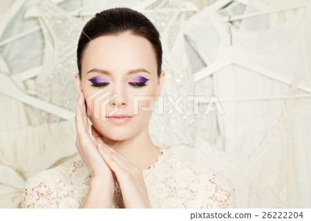 Elegant Woman with Beautiful Makeup 26222204